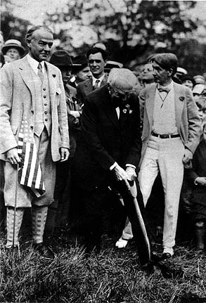 Thomas A. Edison broke ground for the new Paine Memorial Building erected by the Thomas Paine National Historical Association.